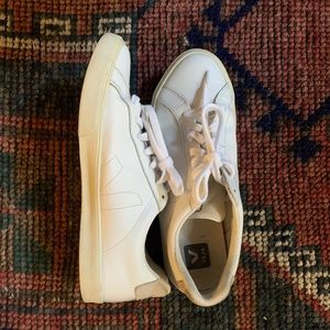 Veja Esplar White Leather Sneakers